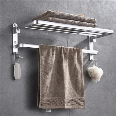 Escala de tovallola negra per al bany